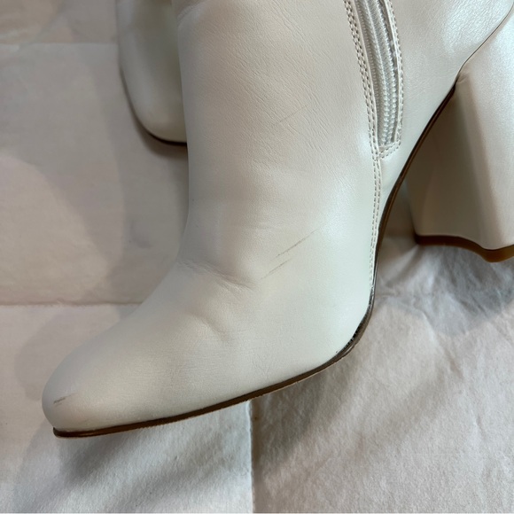 Madden Girl White Ankle Boots - Picture 9 of 10